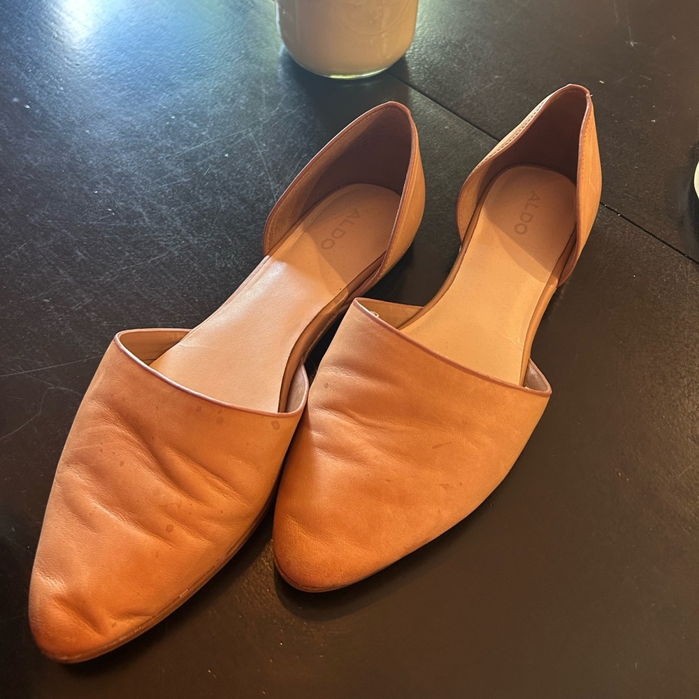 Aldo brown leather flats